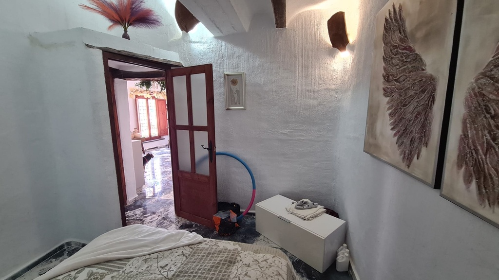 Prachtig grottenhuis met 3 slaapkamers en 2 badkamers – Orce, Granada