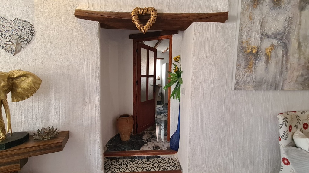 Prachtig grottenhuis met 3 slaapkamers en 2 badkamers – Orce, Granada