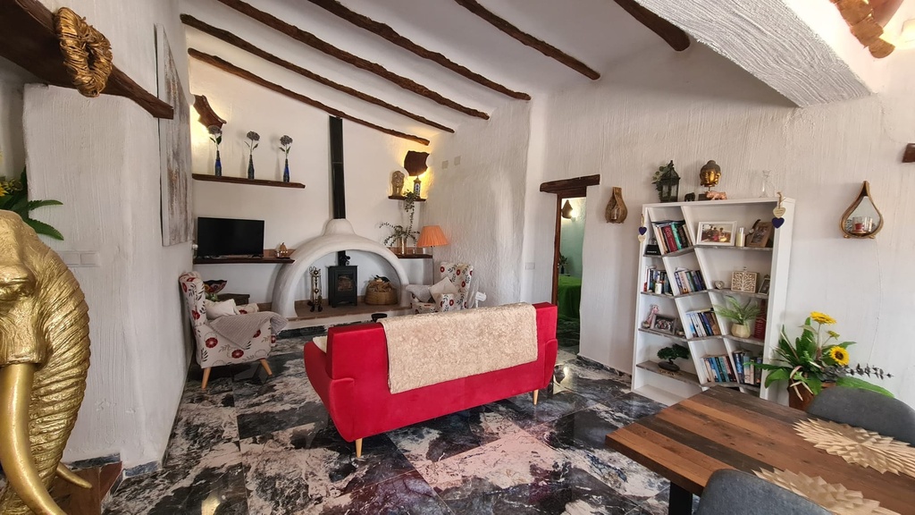 Prachtig grottenhuis met 3 slaapkamers en 2 badkamers – Orce, Granada