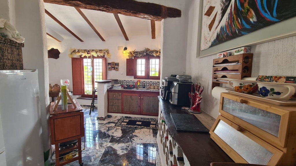 Prachtig grottenhuis met 3 slaapkamers en 2 badkamers – Orce, Granada