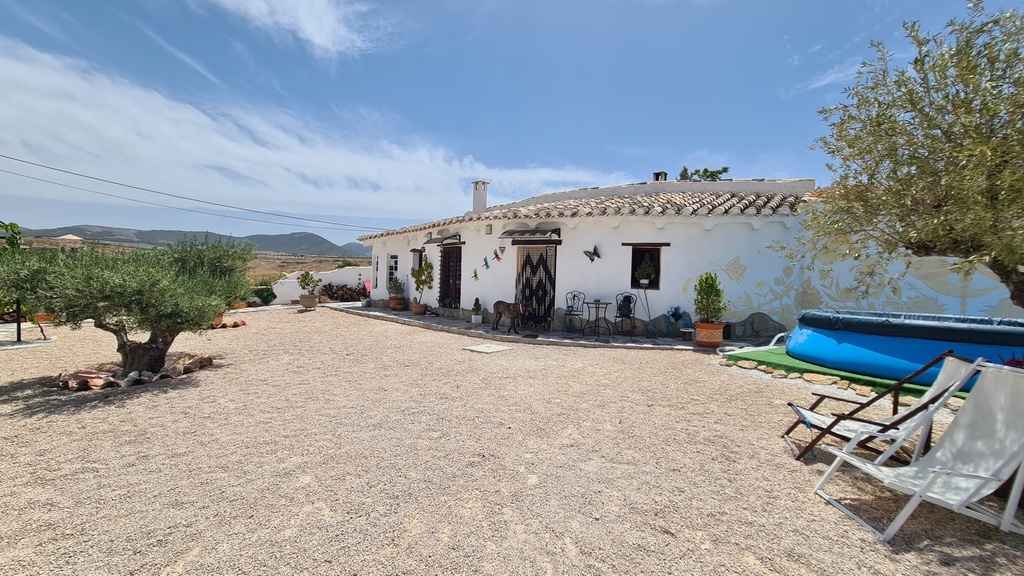 Prachtig grottenhuis met 3 slaapkamers en 2 badkamers – Orce, Granada