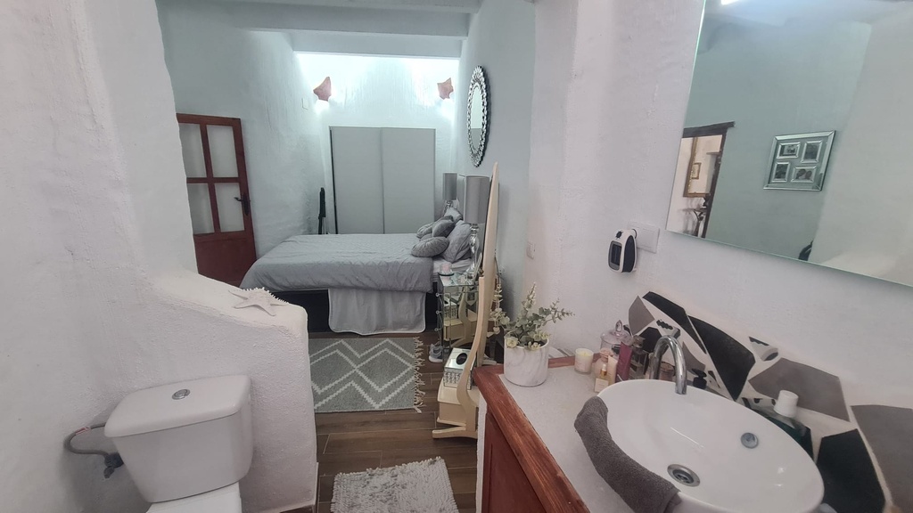 Grottehuis – 3 Slaapkamers 2 Badkamers Órgiva Granada
