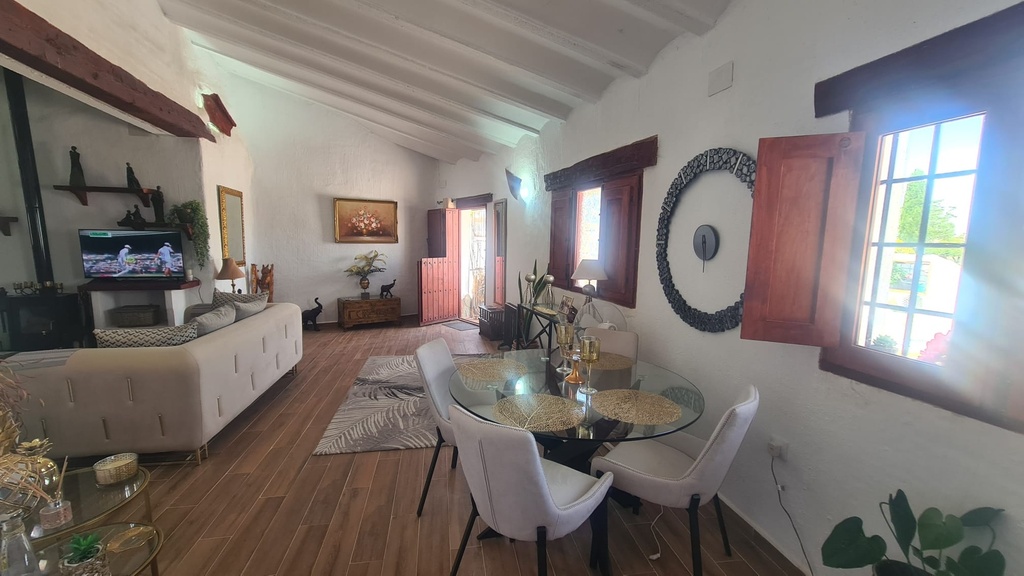 Grottehuis – 3 Slaapkamers 2 Badkamers Órgiva Granada