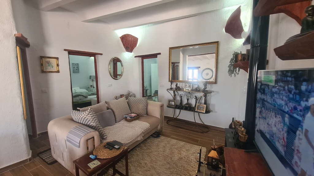 Grottehuis – 3 Slaapkamers 2 Badkamers Órgiva Granada