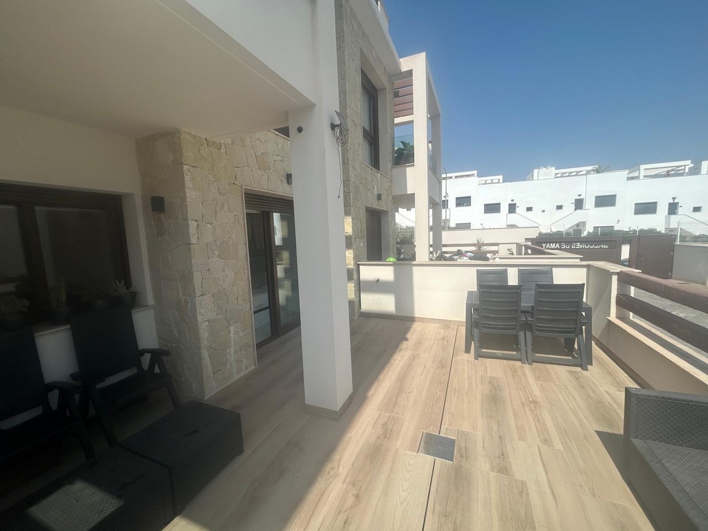 Begane grondappartement in de urbanisatie AMAY, Los Balcones, Torrevieja