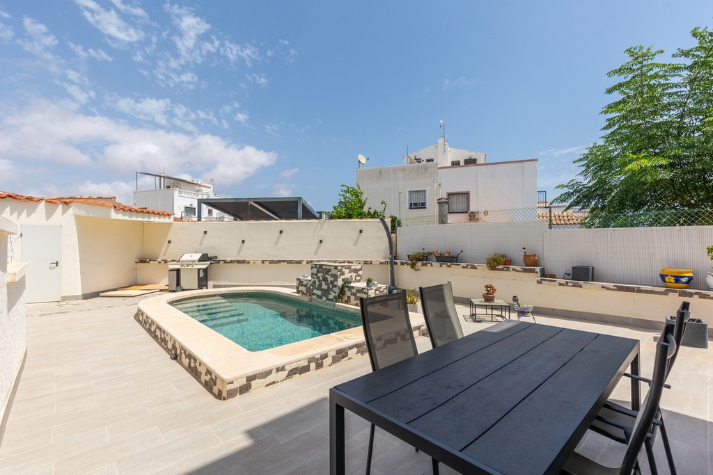 Appartement te koop in Orihuela Costa