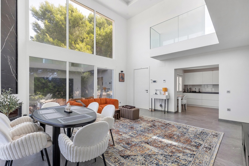 Vrijstaande villa te koop in Torrevieja
