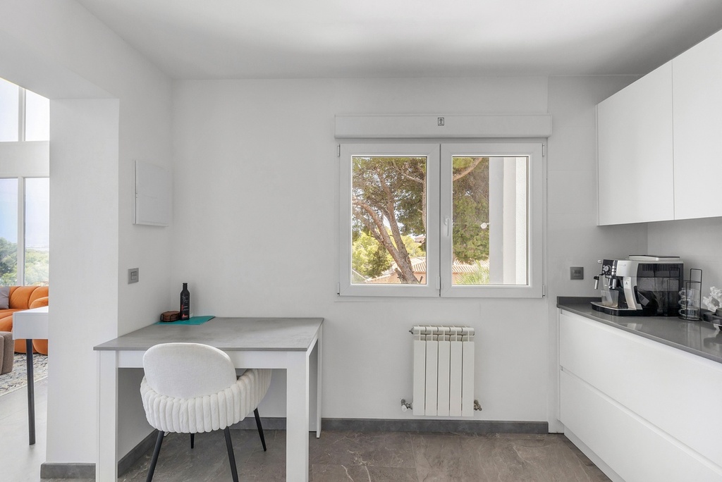 Vrijstaande villa te koop in Torrevieja