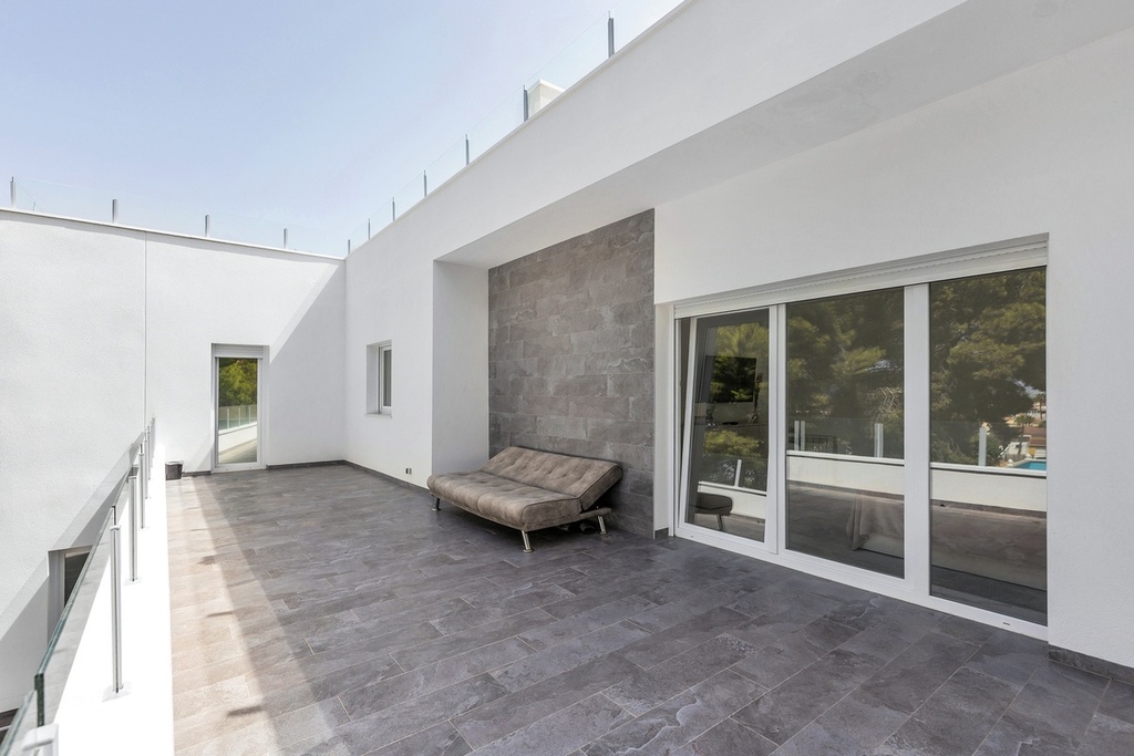 Vrijstaande villa te koop in Torrevieja