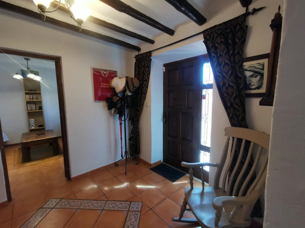 Mooi gerenoveerde woning met 4/5 slaapkamers, privézwembad in Las Labores, Huércal-Overa