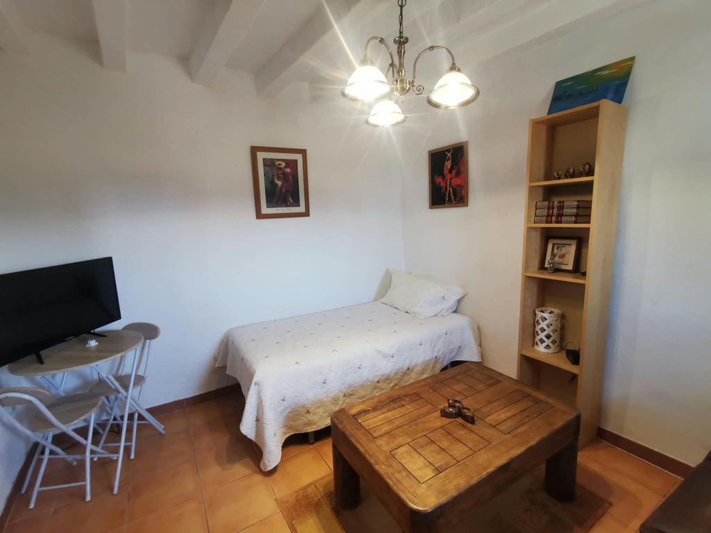 Mooi gerenoveerde woning met 4/5 slaapkamers, privézwembad in Las Labores, Huércal-Overa