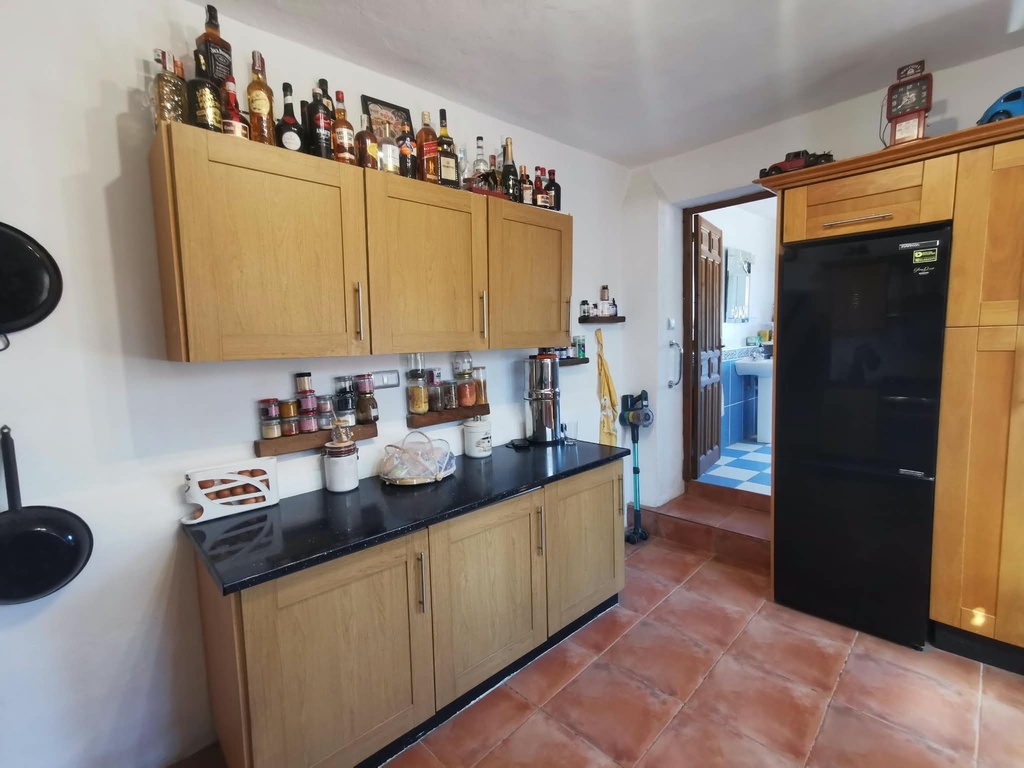 Mooi gerenoveerde woning met 4/5 slaapkamers, privézwembad in Las Labores, Huércal-Overa
