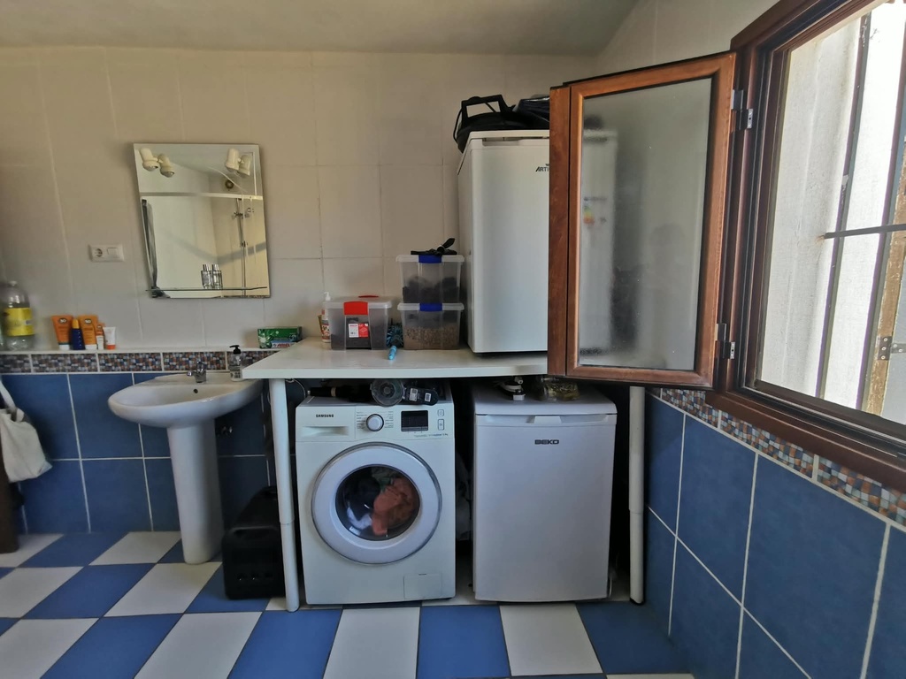 Mooi gerenoveerde woning met 4/5 slaapkamers, privézwembad in Las Labores, Huércal-Overa