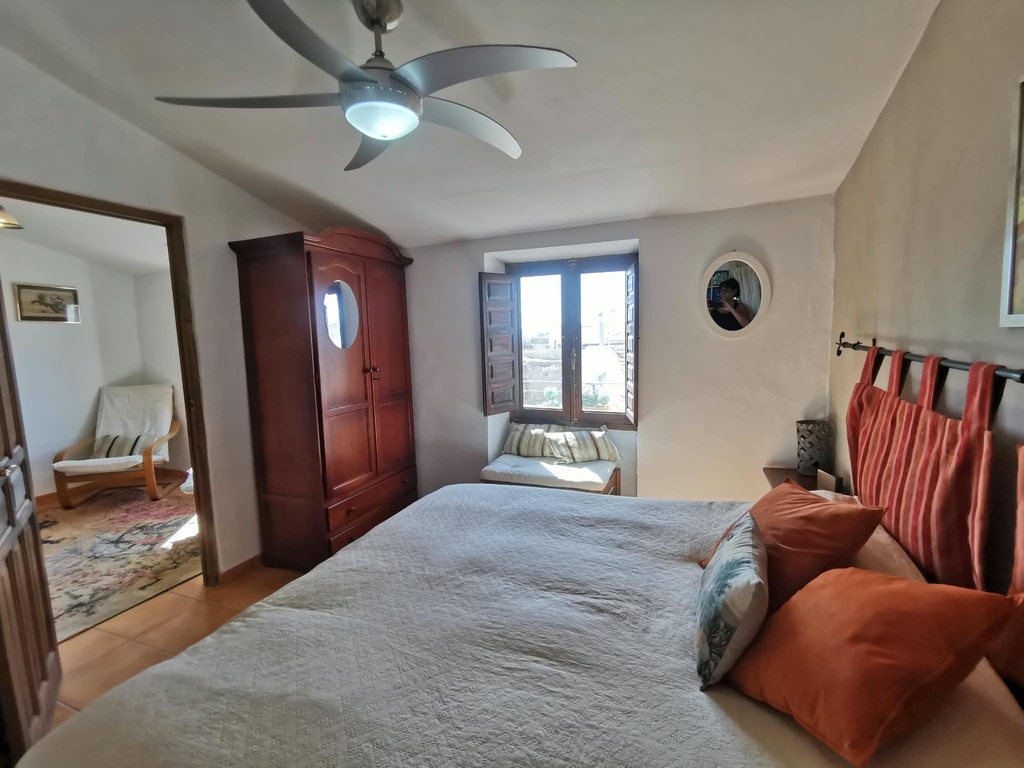 Mooi gerenoveerde woning met 4/5 slaapkamers, privézwembad in Las Labores, Huércal-Overa