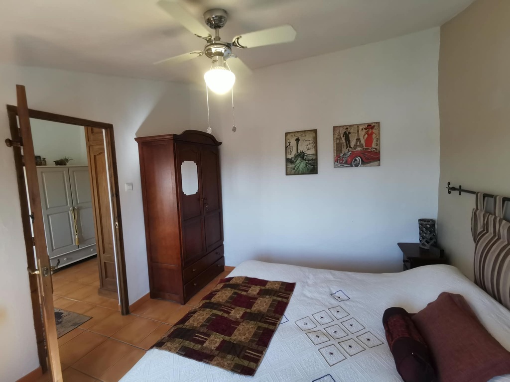 Mooi gerenoveerde woning met 4/5 slaapkamers, privézwembad in Las Labores, Huércal-Overa
