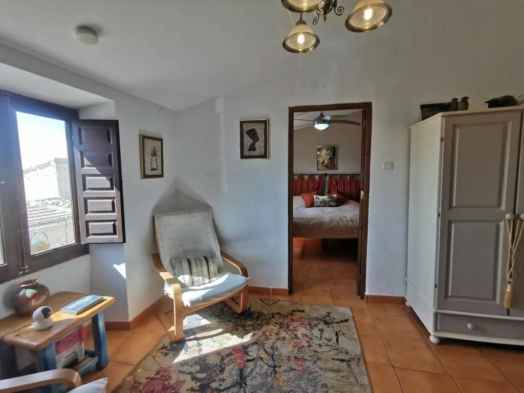 Mooi gerenoveerde woning met 4/5 slaapkamers, privézwembad in Las Labores, Huércal-Overa