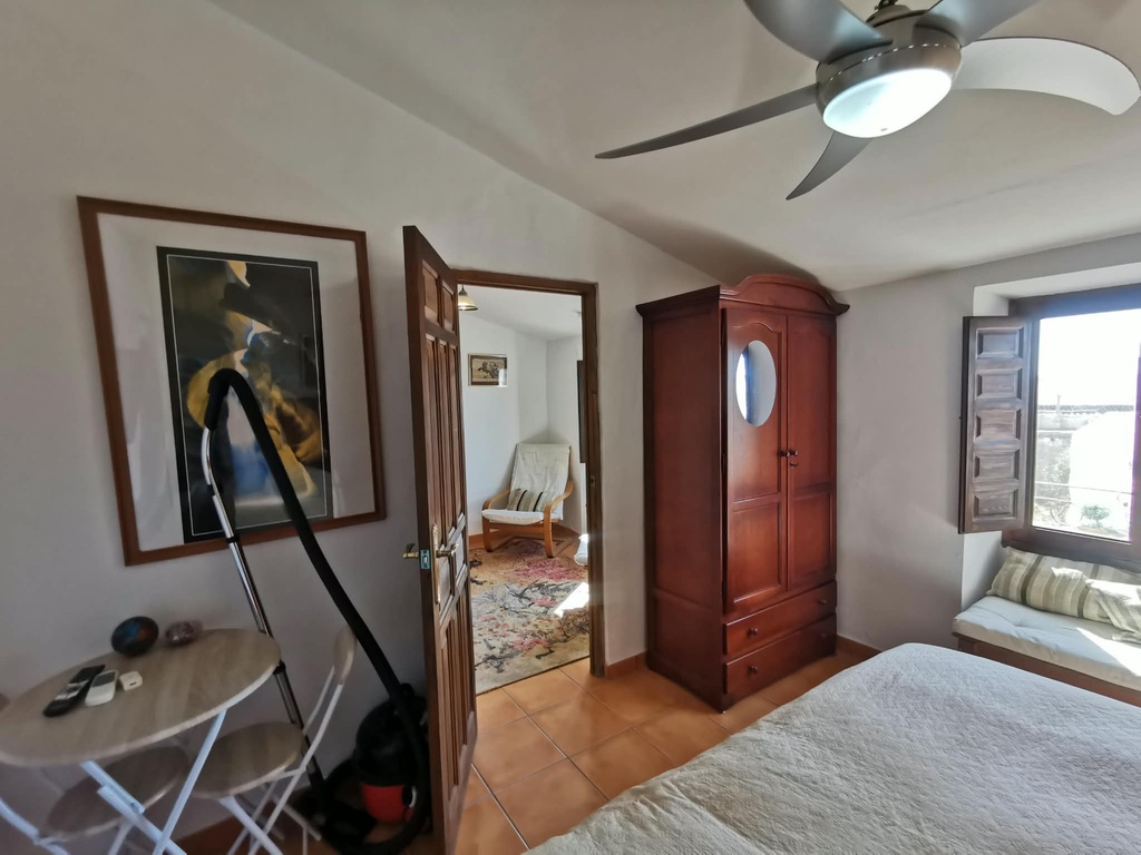 Mooi gerenoveerde woning met 4/5 slaapkamers, privézwembad in Las Labores, Huércal-Overa