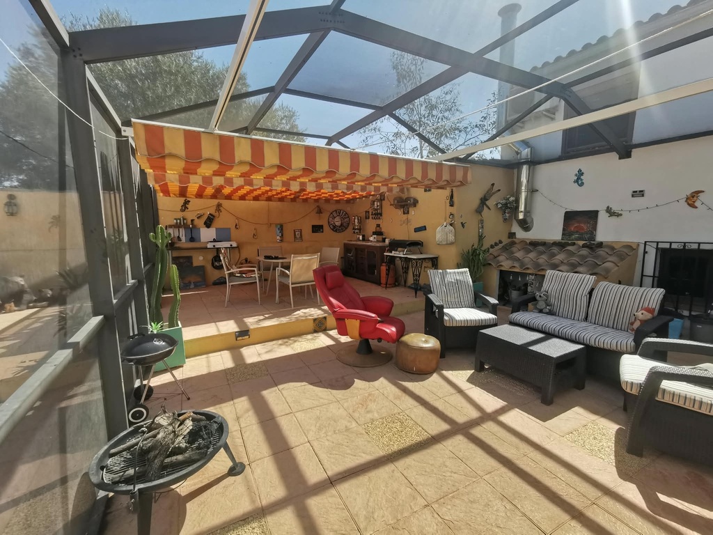 Mooi gerenoveerde woning met 4/5 slaapkamers, privézwembad in Las Labores, Huércal-Overa