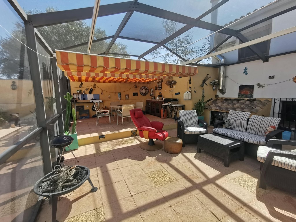 Mooi gerenoveerde woning met 4/5 slaapkamers, privézwembad in Las Labores, Huércal-Overa
