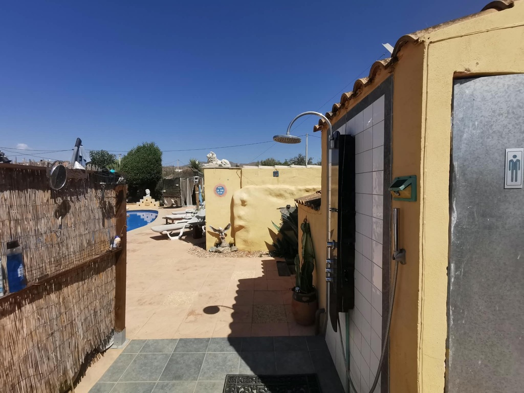 Mooi gerenoveerde woning met 4/5 slaapkamers, privézwembad in Las Labores, Huércal-Overa