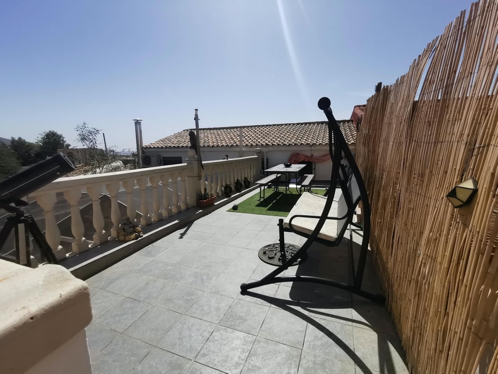 Mooi gerenoveerde woning met 4/5 slaapkamers, privézwembad in Las Labores, Huércal-Overa