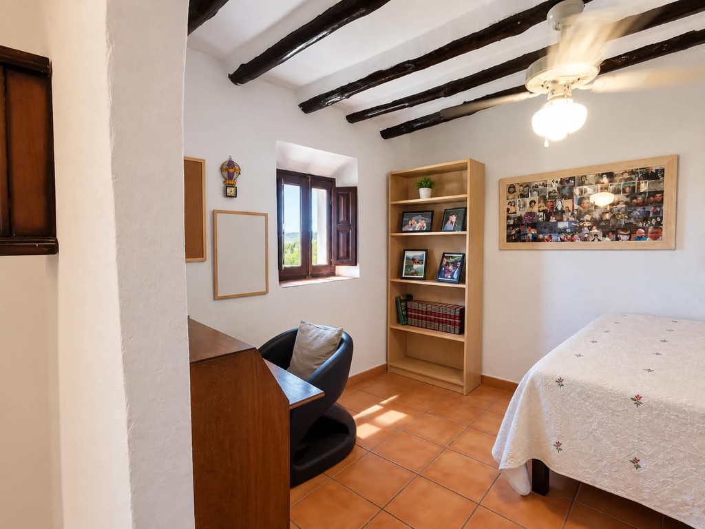 Mooi gerenoveerde woning met 4/5 slaapkamers, privézwembad in Las Labores, Huércal-Overa
