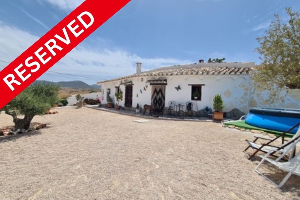Prachtig grottenhuis met 3 slaapkamers en 2 badkamers in Orce, Granada