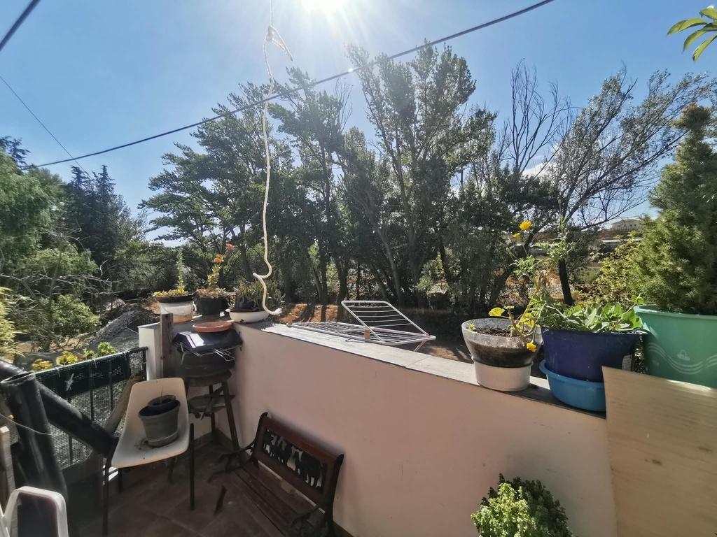 Fraai Gerenoveerd Dorpshuis met 5 Slaapkamers, Zonnig Terras en Landelijk Uitzicht in Chirivel, Almería