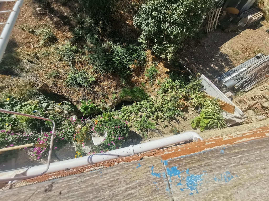 Fraai Gerenoveerd Dorpshuis met 5 Slaapkamers, Zonnig Terras en Landelijk Uitzicht in Chirivel, Almería