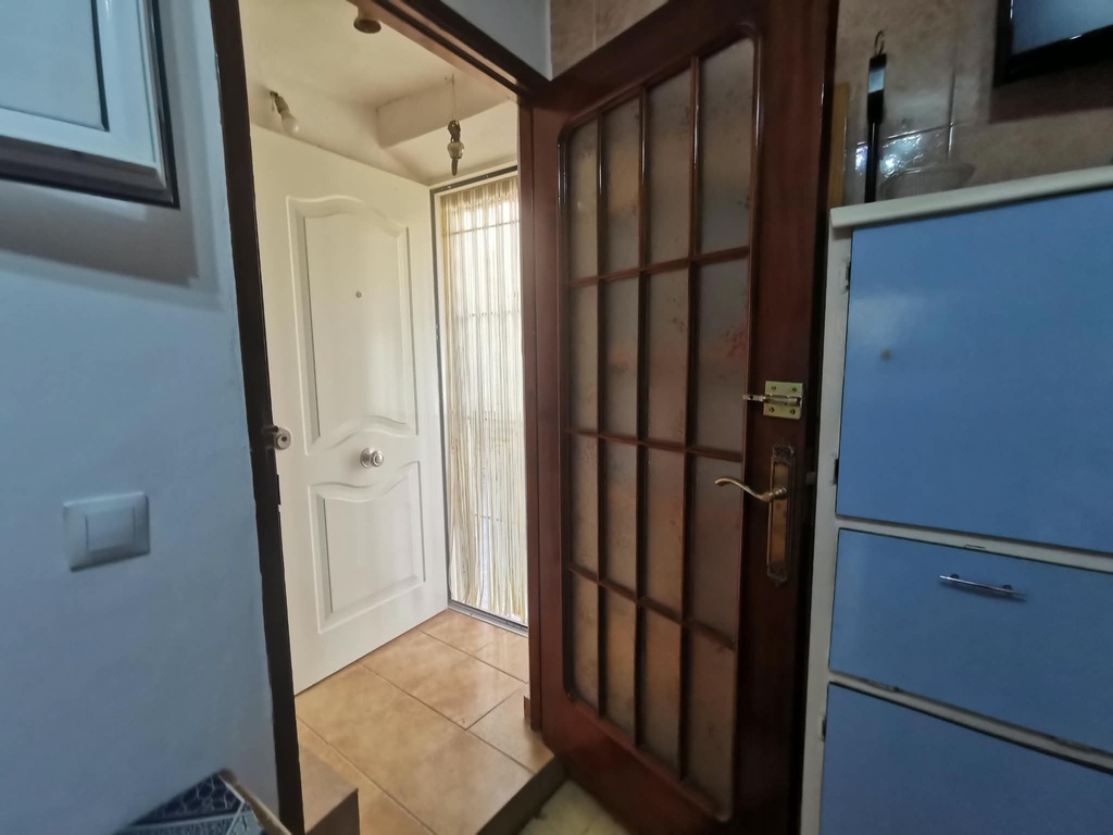 Fraai Gerenoveerd Dorpshuis met 5 Slaapkamers, Zonnig Terras en Landelijk Uitzicht in Chirivel, Almería