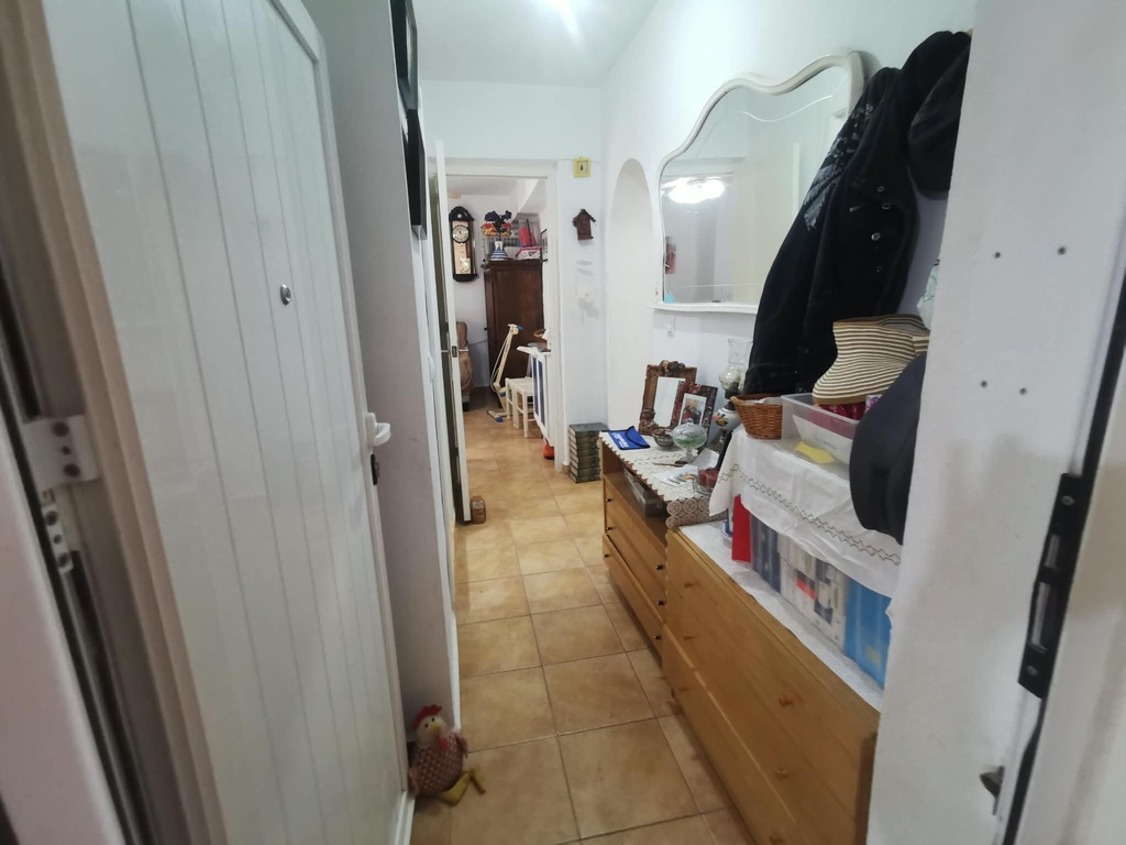 Fraai Gerenoveerd Dorpshuis met 5 Slaapkamers, Zonnig Terras en Landelijk Uitzicht in Chirivel, Almería
