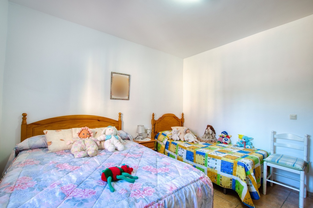 Vrijstaande villa met privézwembad en bergzicht in Alcaucín