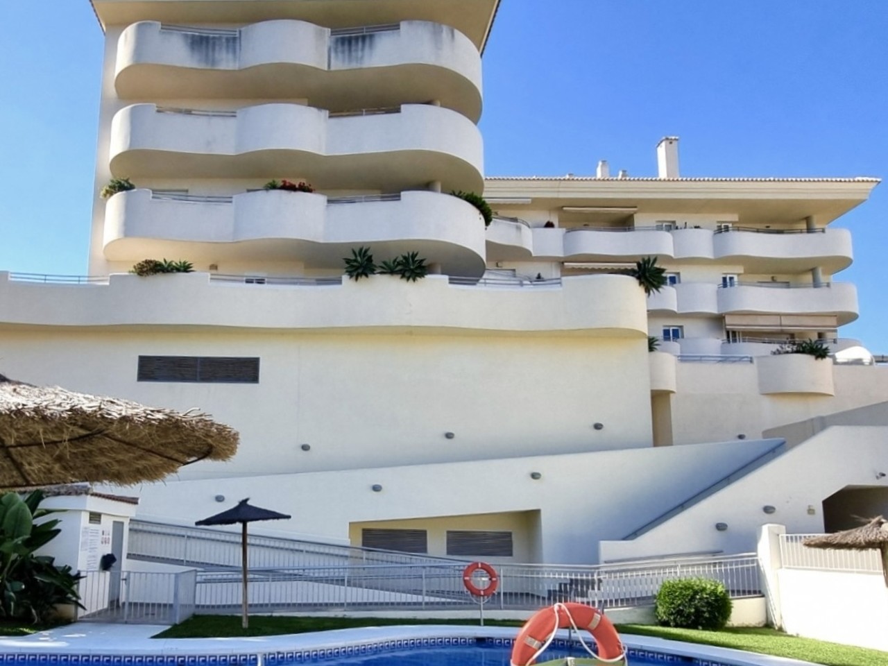 24406-apartment-for-sale-in-benalmadena-976668-xml.jpg