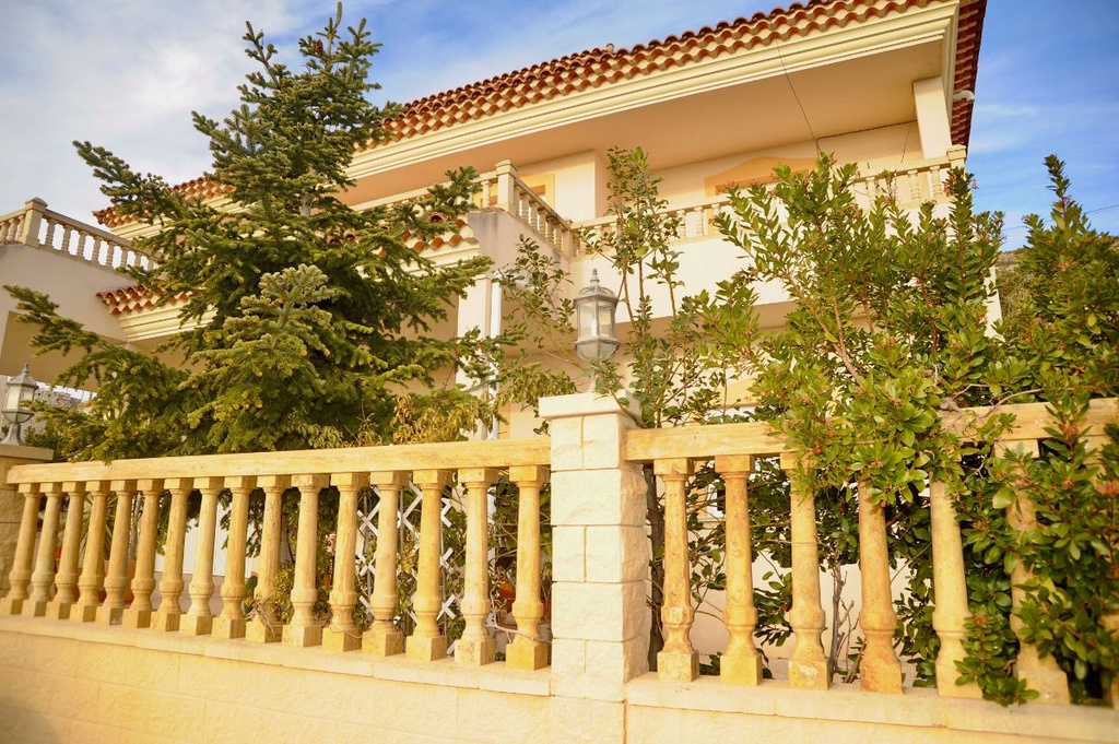 Vrijstaande villa te koop in Vélez-Blanco