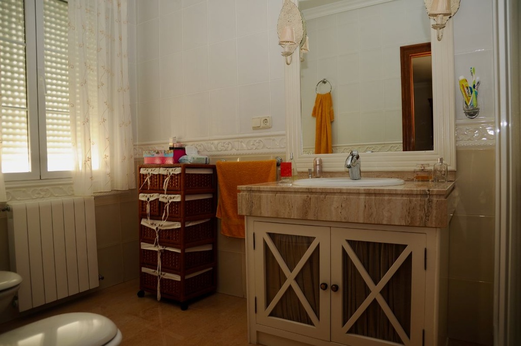 Vrijstaande villa te koop in Vélez-Blanco