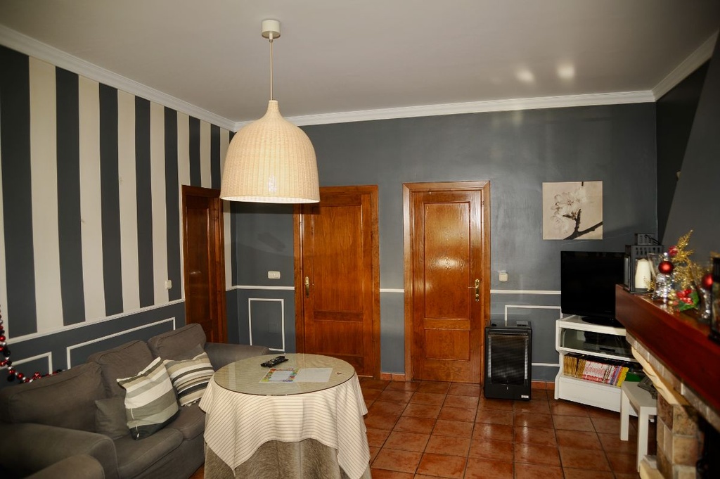 Vrijstaande villa te koop in Vélez-Blanco
