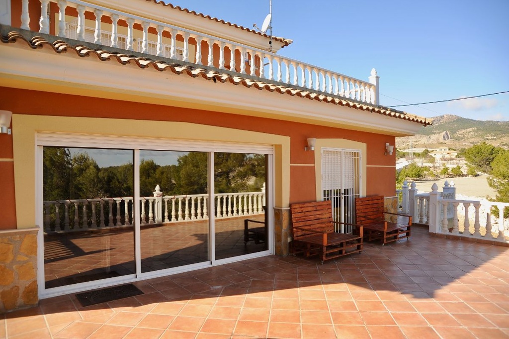 Vrijstaande villa te koop in Lorca