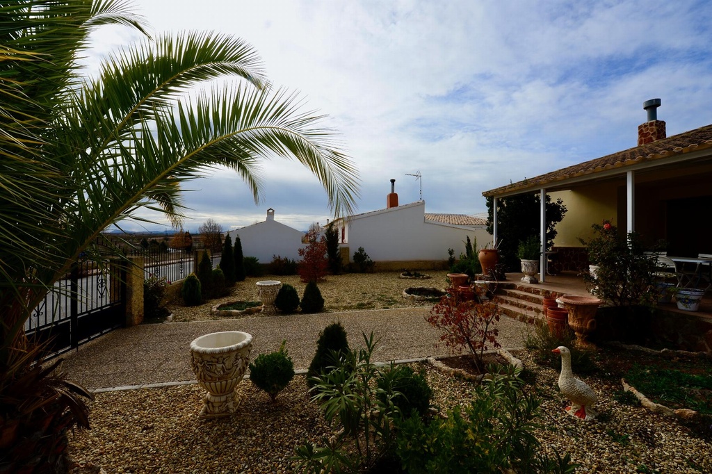 Bungalow te koop in Chirivel, Almería