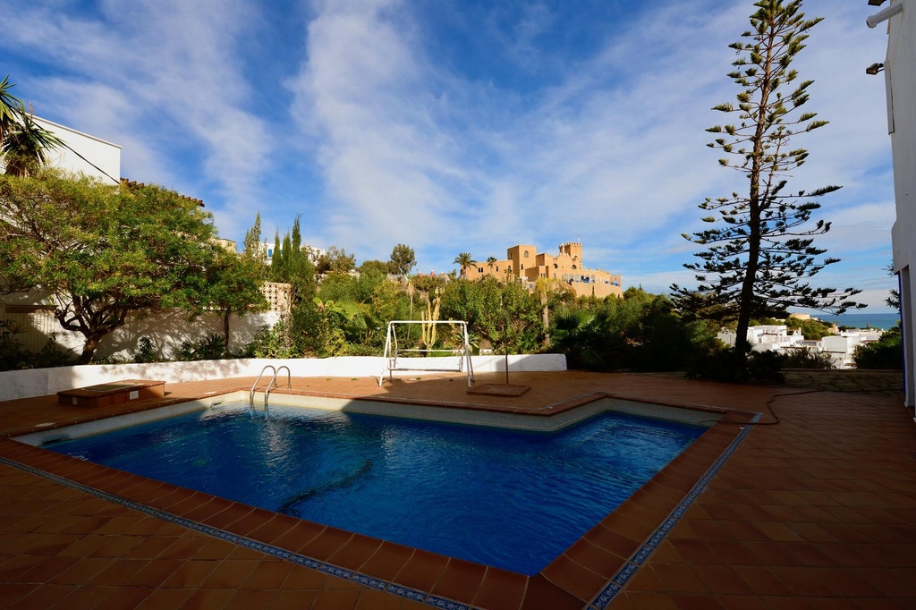 Vrijstaande villa te koop in Mojácar