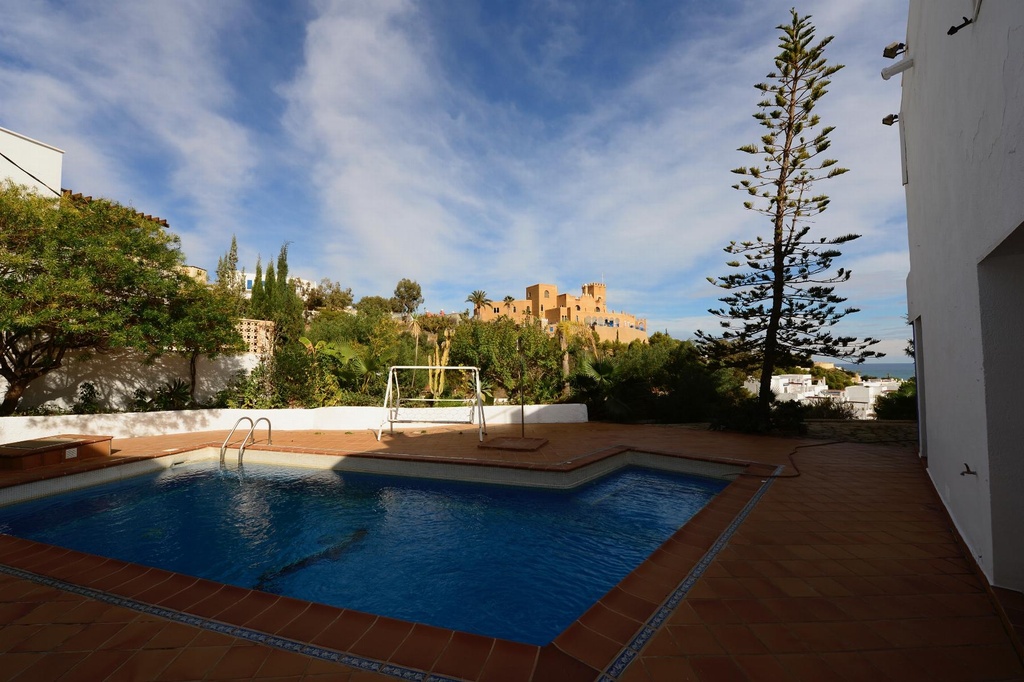 Vrijstaande villa te koop in Mojácar