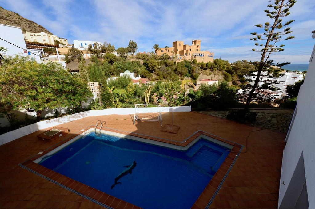 Vrijstaande villa te koop in Mojácar