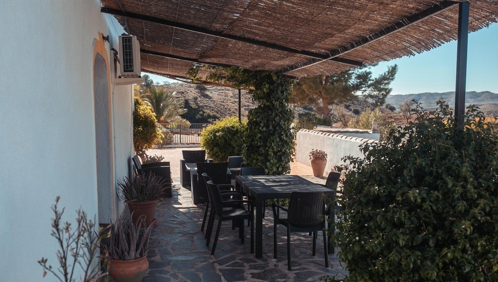 Boerderij met hotelvergunning te koop in Lorca, Murcia