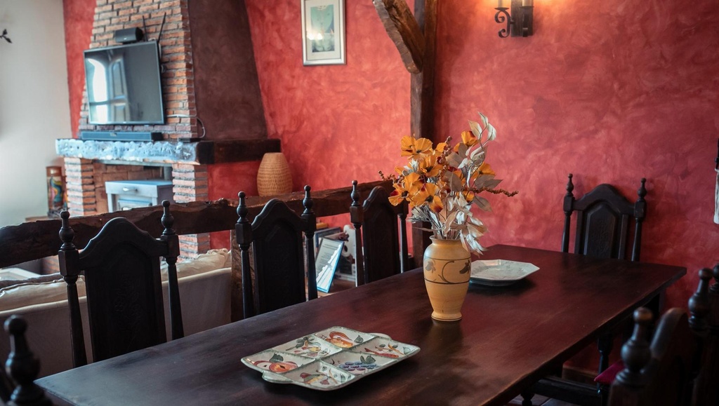 Boerderij met hotelvergunning te koop in Lorca, Murcia