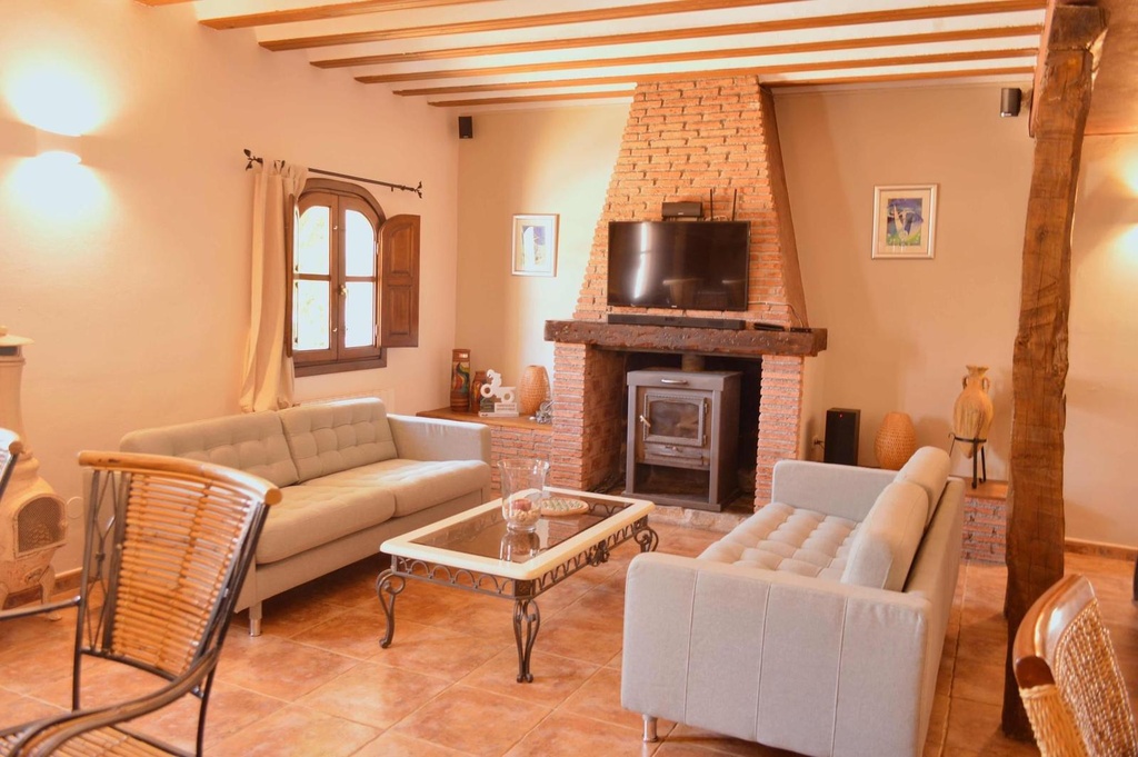 Boerderij met hotelvergunning te koop in Lorca, Murcia
