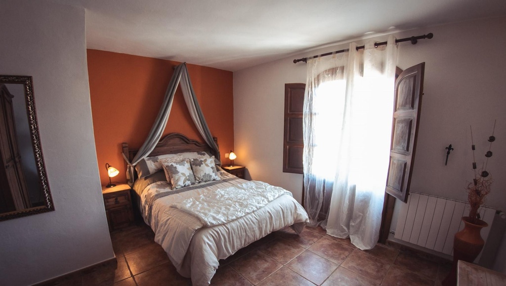 Boerderij met hotelvergunning te koop in Lorca, Murcia