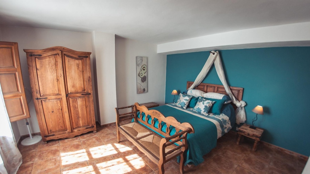 Boerderij met hotelvergunning te koop in Lorca, Murcia