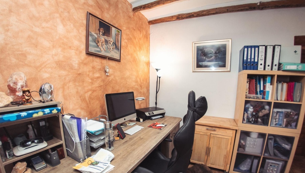 Boerderij met hotelvergunning te koop in Lorca, Murcia