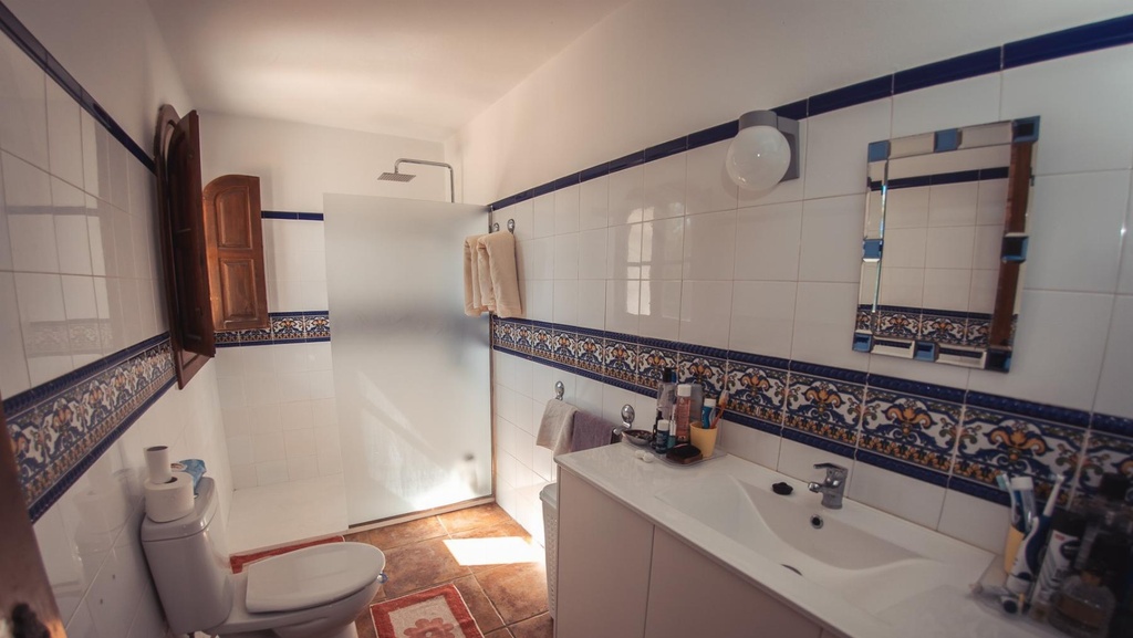 Boerderij met hotelvergunning te koop in Lorca, Murcia