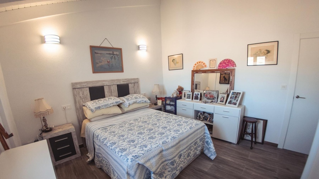 Boerderij met hotelvergunning te koop in Lorca, Murcia