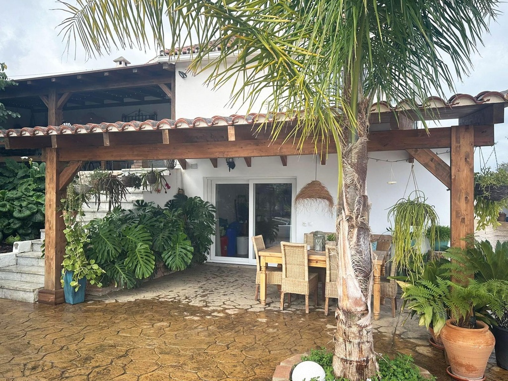 Huis te koop in Alameda